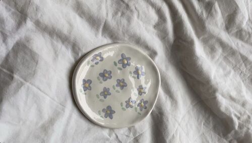 Тарелка с ангобами фото 1